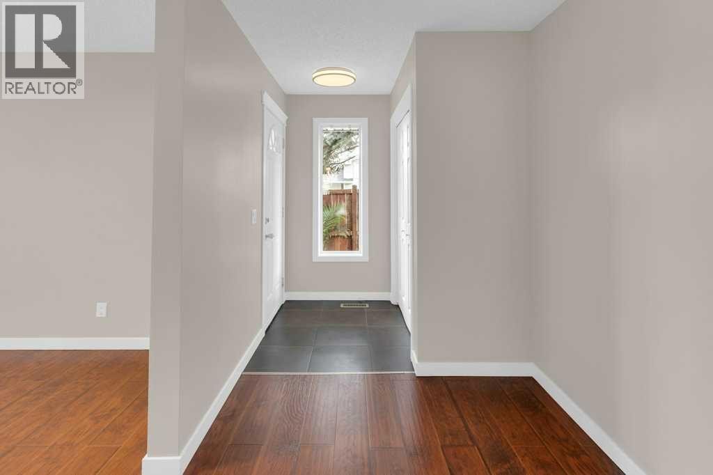 












79 Scenic Way NW

,
Calgary,




Alberta
T3L1B4

