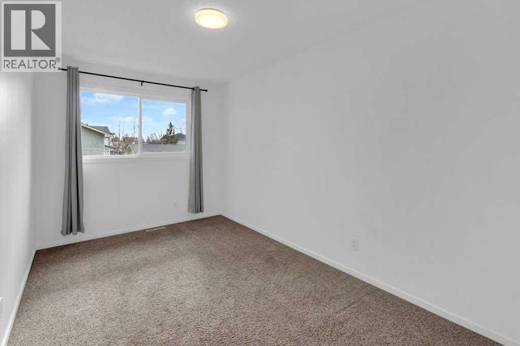












79 Scenic Way NW

,
Calgary,




Alberta
T3L1B4

