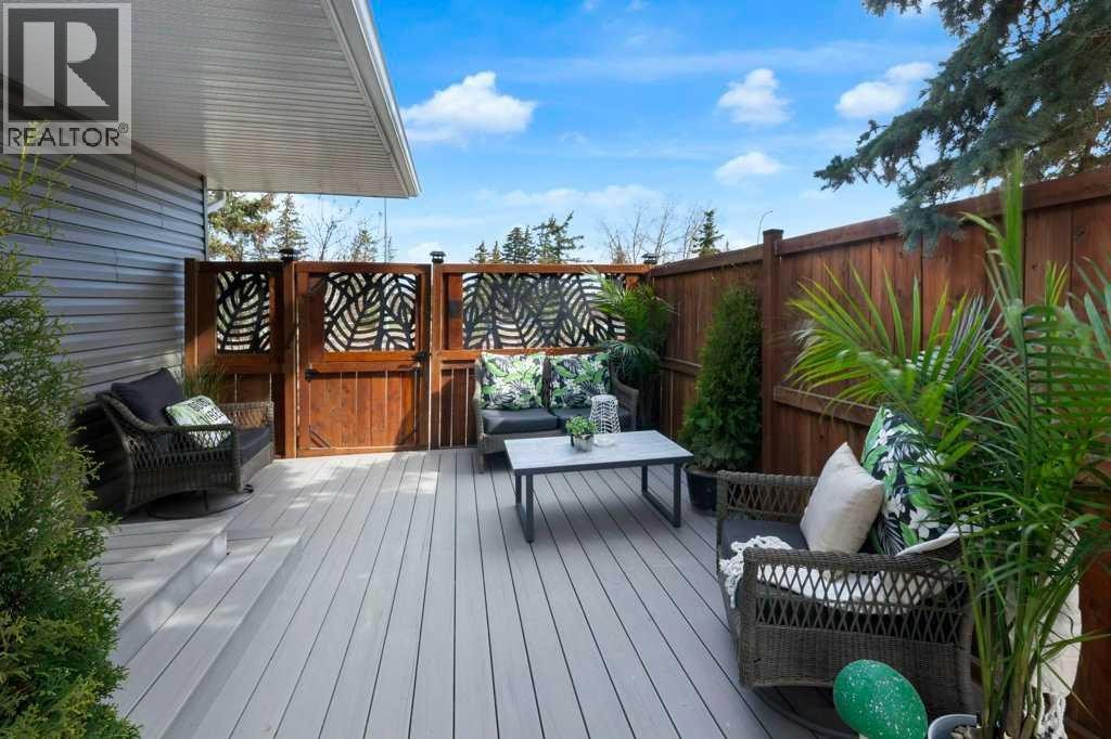 












79 Scenic Way NW

,
Calgary,




Alberta
T3L1B4

