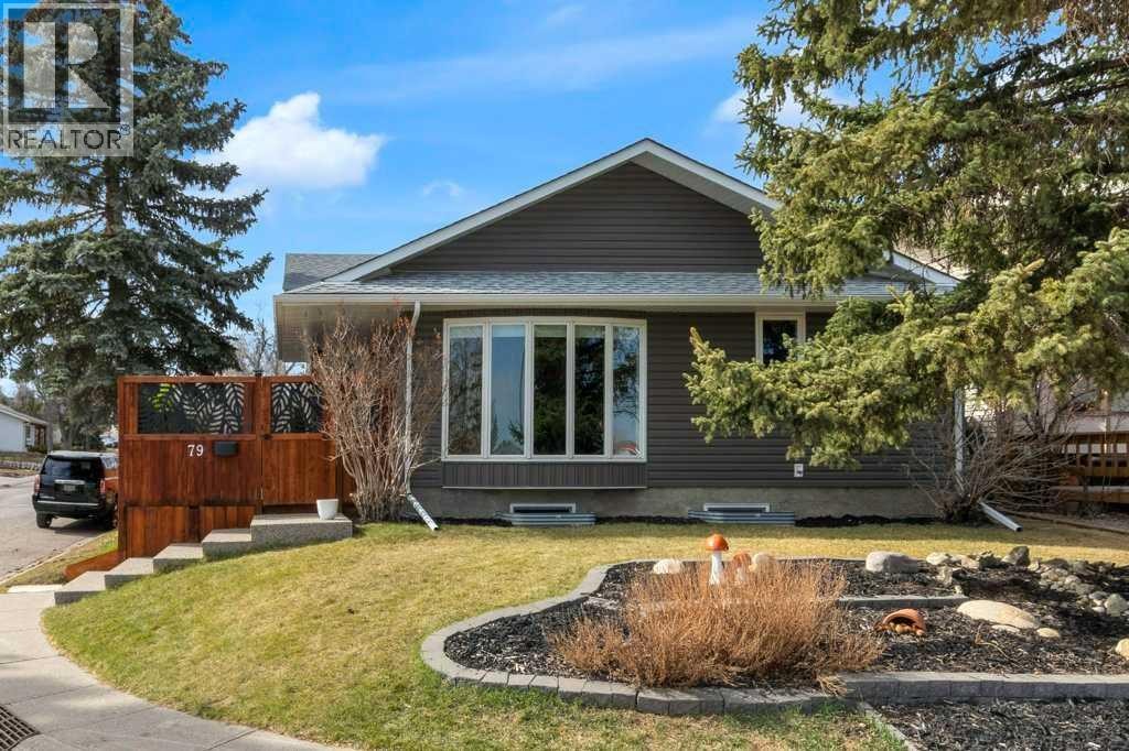 












79 Scenic Way NW

,
Calgary,




Alberta
T3L1B4

