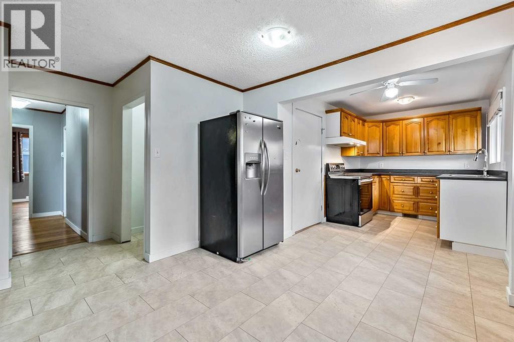 












30 Crescent Road E

,
Okotoks,




Alberta
T1S1G4

