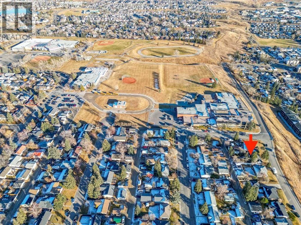 












30 Crescent Road E

,
Okotoks,




Alberta
T1S1G4

