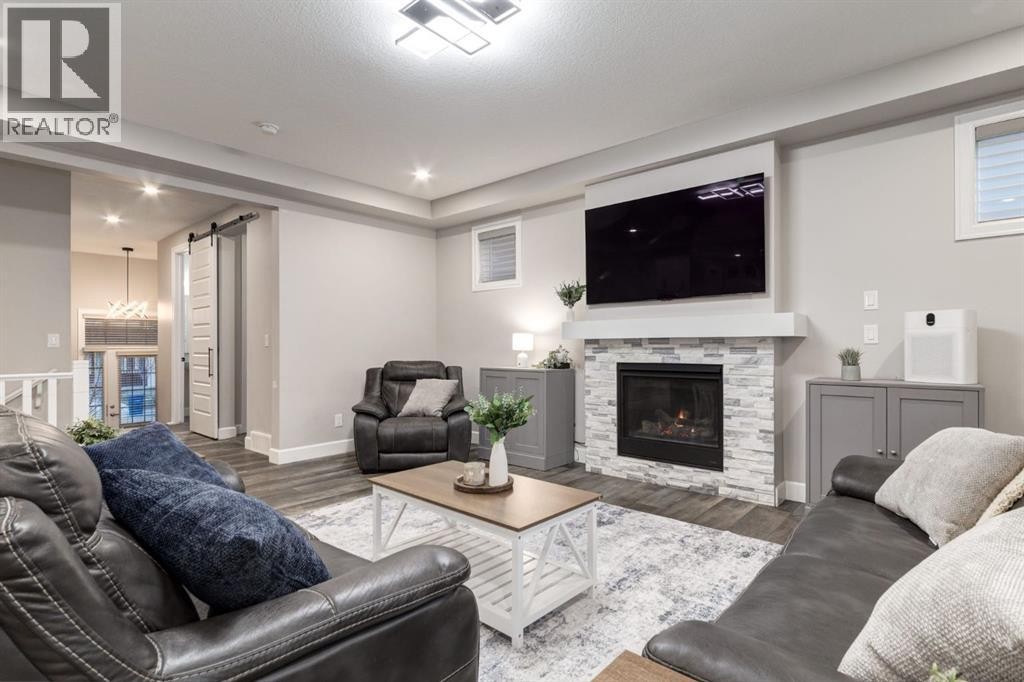 












166 Osborne Common SW

,
Airdrie,




Alberta
T4B5G7

