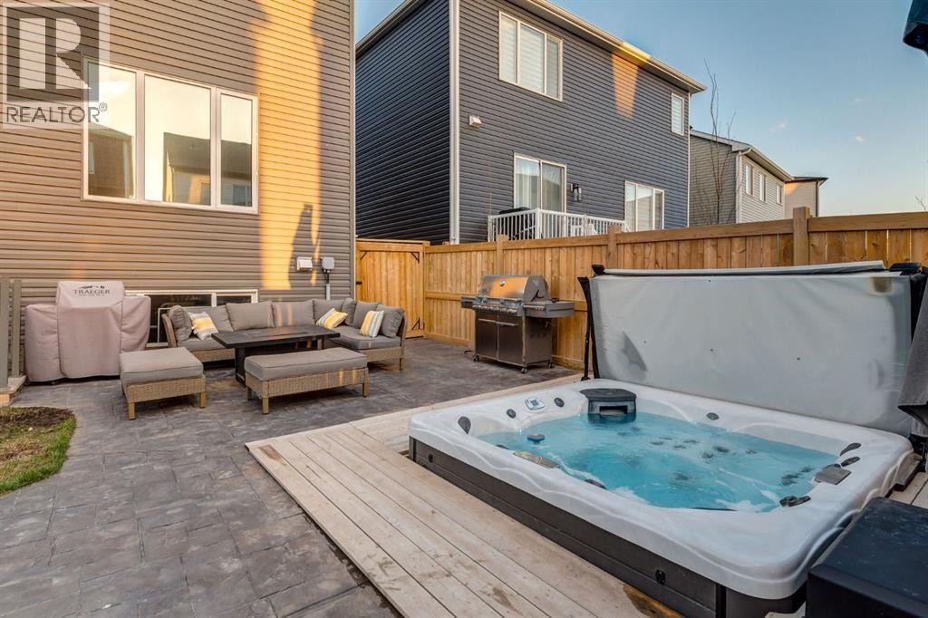 












166 Osborne Common SW

,
Airdrie,




Alberta
T4B5G7

