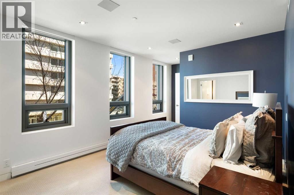 












203, 137 26 Avenue SW

,
Calgary,




Alberta
T2S0M2

