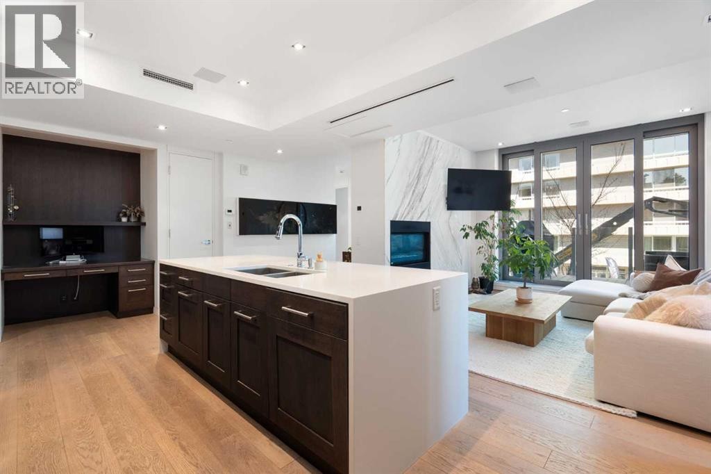 












203, 137 26 Avenue SW

,
Calgary,




Alberta
T2S0M2

