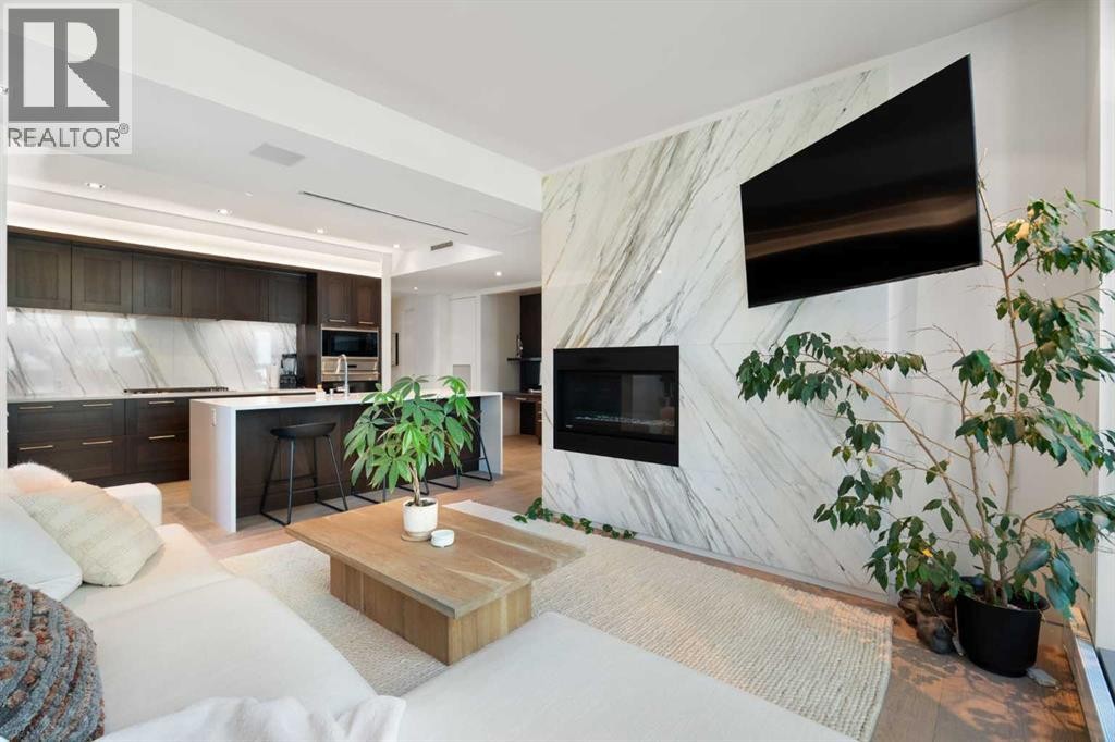 












203, 137 26 Avenue SW

,
Calgary,




Alberta
T2S0M2

