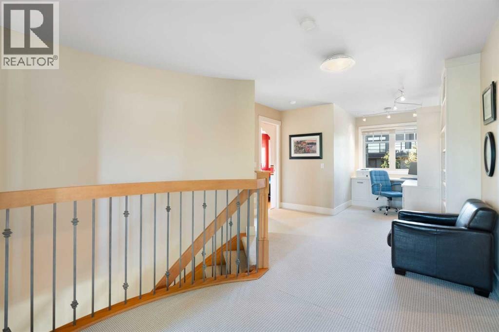 












1308 21 Avenue NW

,
Calgary,




Alberta
T2M1L4

