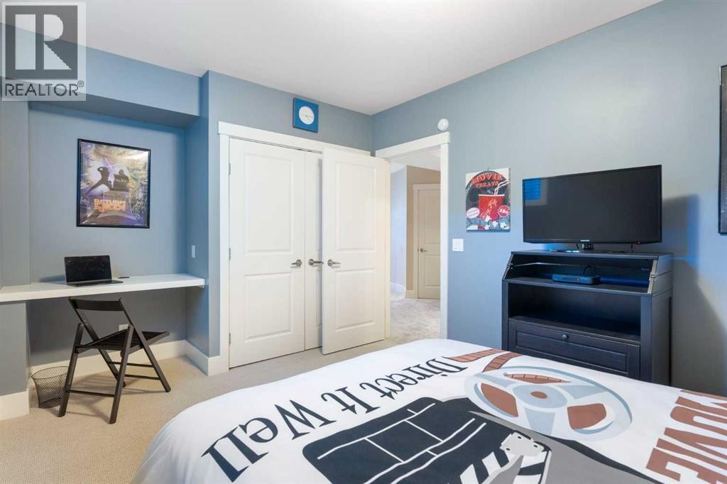 












1308 21 Avenue NW

,
Calgary,




Alberta
T2M1L4

