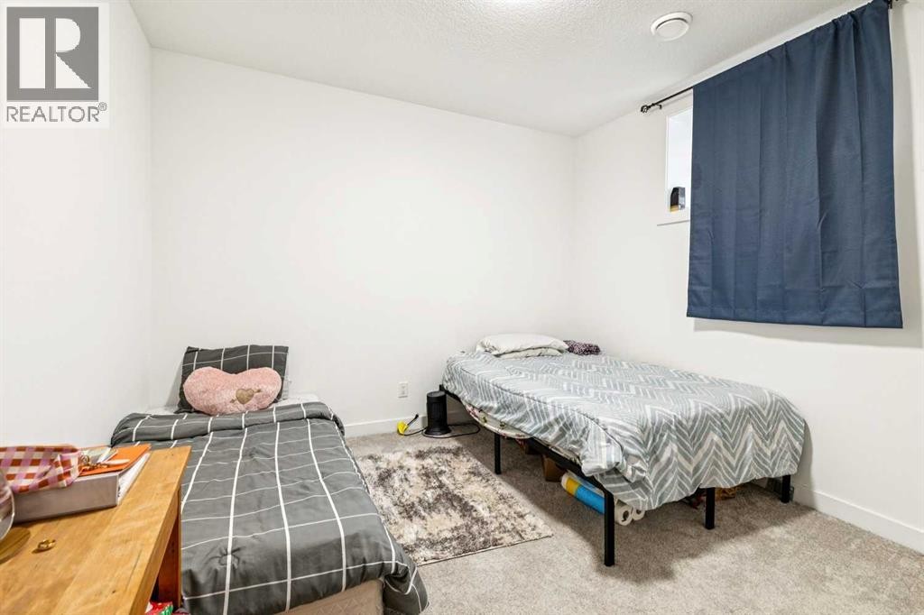 












12 Copperhead Garden SE

,
Calgary,




Alberta
T2Z5H1

