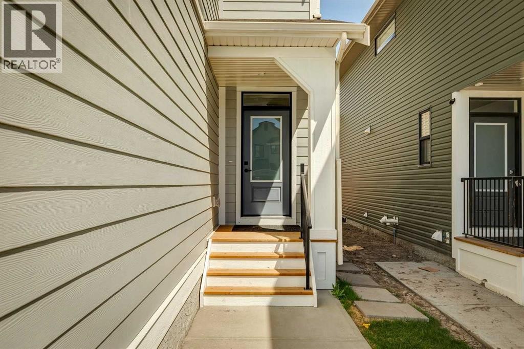 












12 Copperhead Garden SE

,
Calgary,




Alberta
T2Z5H1

