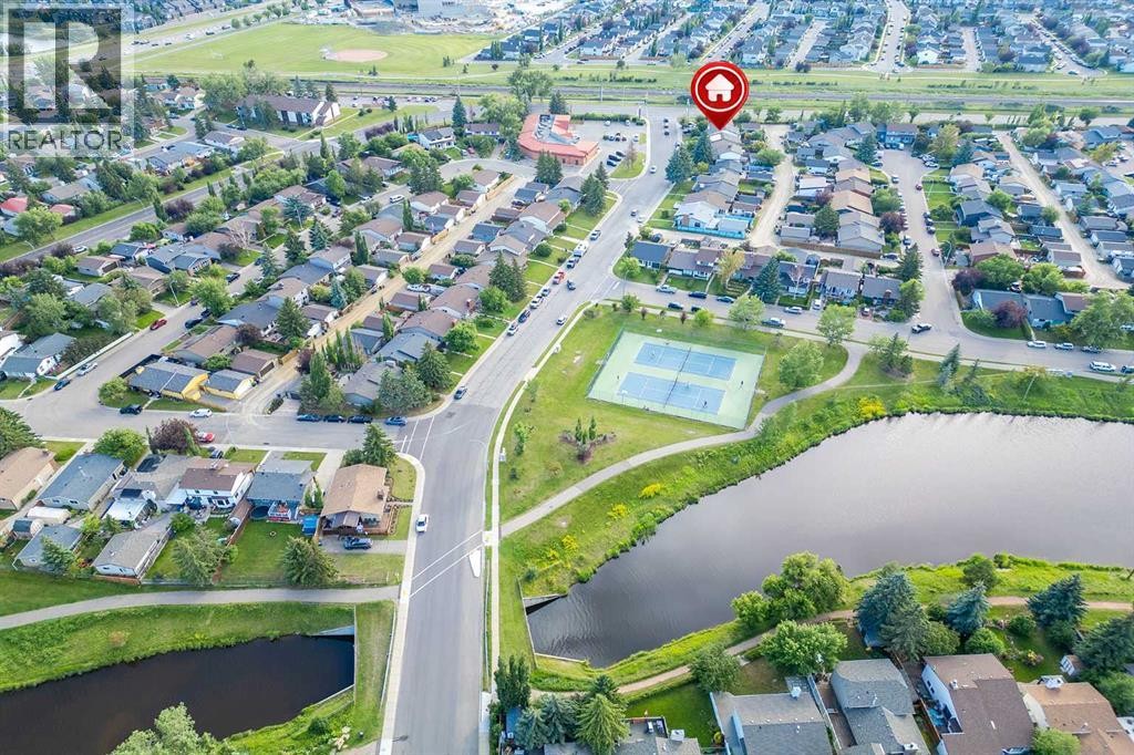 












2164 Summerfield Boulevard SE

,
Airdrie,




Alberta
T4B1X5

