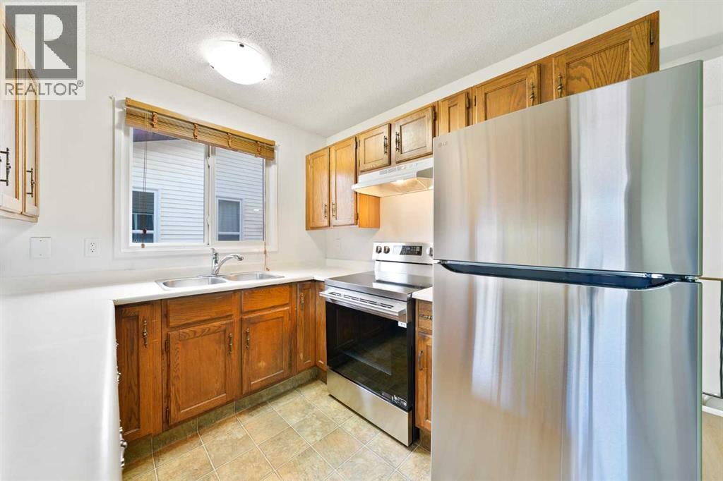 












2164 Summerfield Boulevard SE

,
Airdrie,




Alberta
T4B1X5

