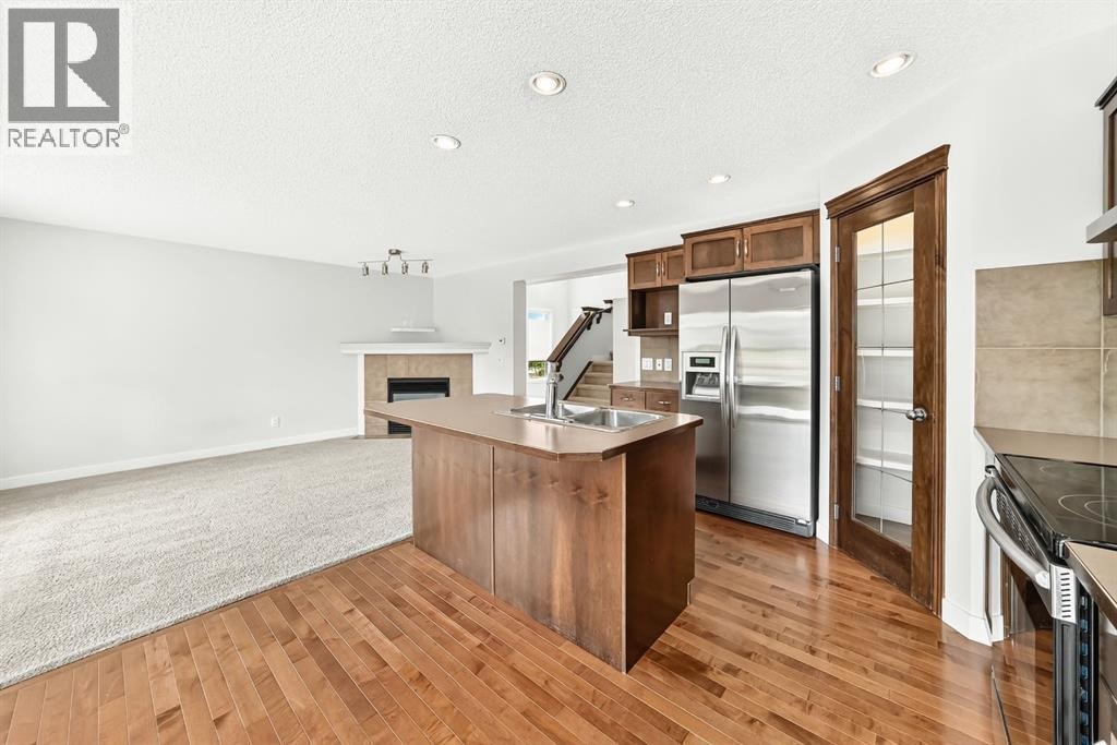 












799 Tuscany Drive NW

,
Calgary,




Alberta
T3L3A4

