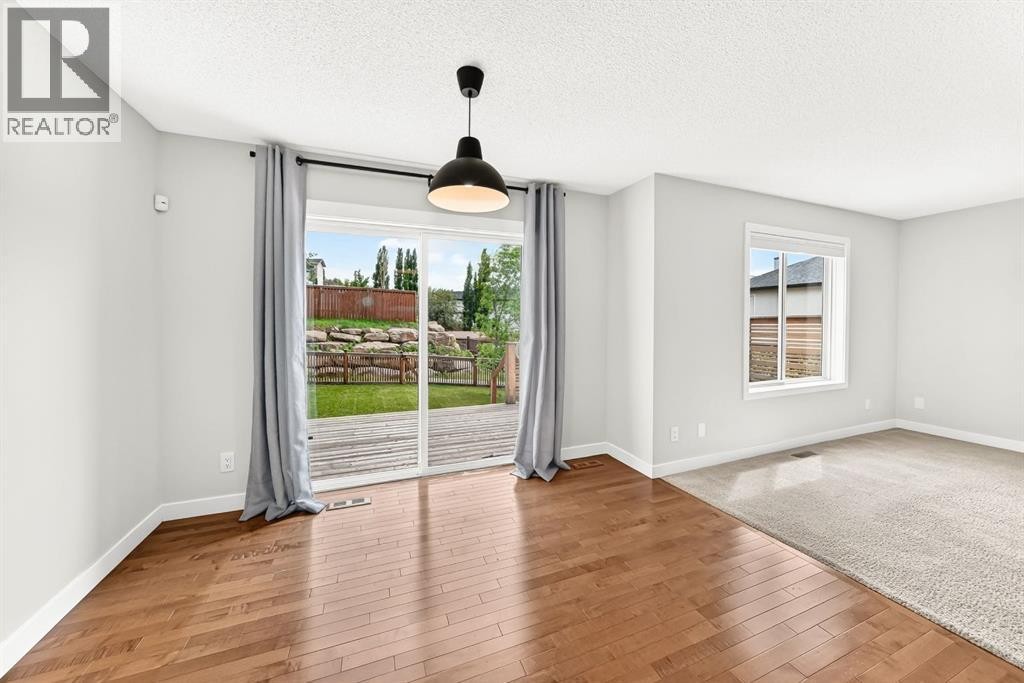 












799 Tuscany Drive NW

,
Calgary,




Alberta
T3L3A4

