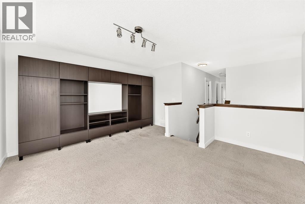 












799 Tuscany Drive NW

,
Calgary,




Alberta
T3L3A4

