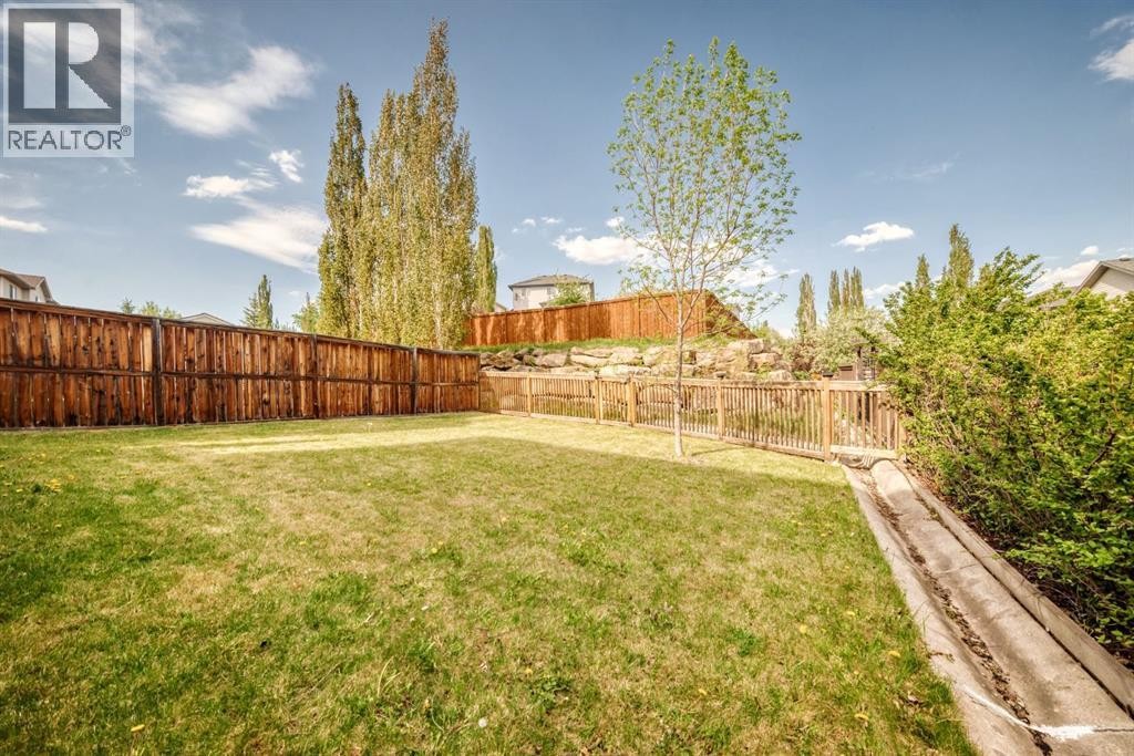 












799 Tuscany Drive NW

,
Calgary,




Alberta
T3L3A4

