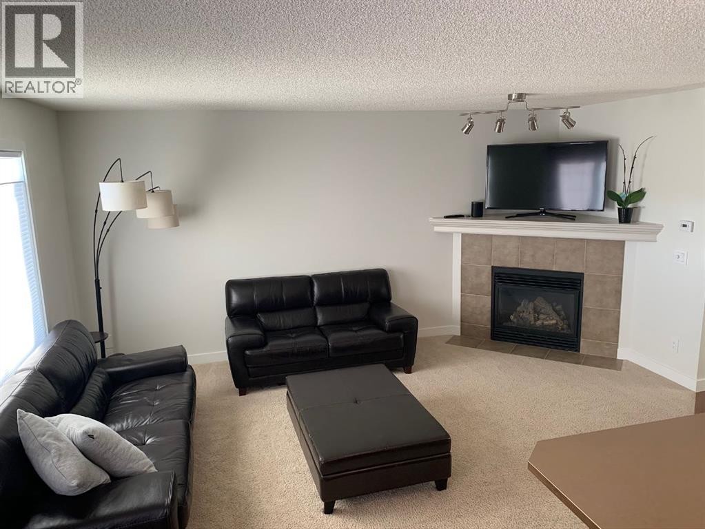 












799 Tuscany Drive NW

,
Calgary,




Alberta
T3L3A4

