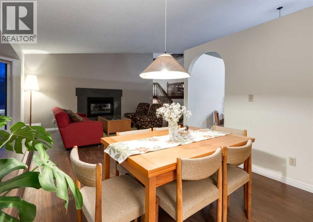 












63 Brookpark Crescent SW

,
Calgary,




Alberta
T2W2W6

