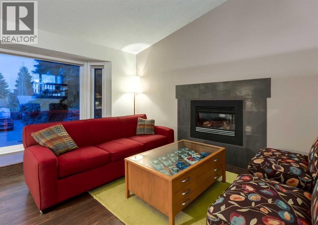 












63 Brookpark Crescent SW

,
Calgary,




Alberta
T2W2W6

