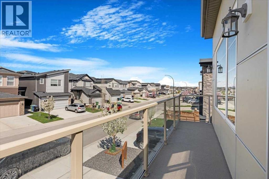 












89 Sage Bluff Rise NW

,
Calgary,




Alberta
T3R1T4

