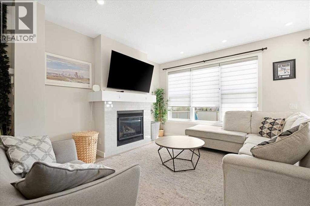 












89 Sage Bluff Rise NW

,
Calgary,




Alberta
T3R1T4

