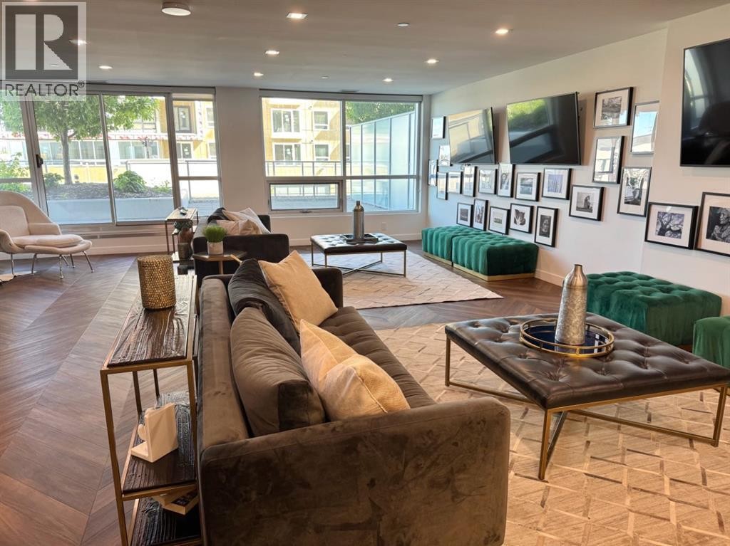 












701, 8445 Broadcast Avenue SW

,
Calgary,




Alberta
T3H6B6

