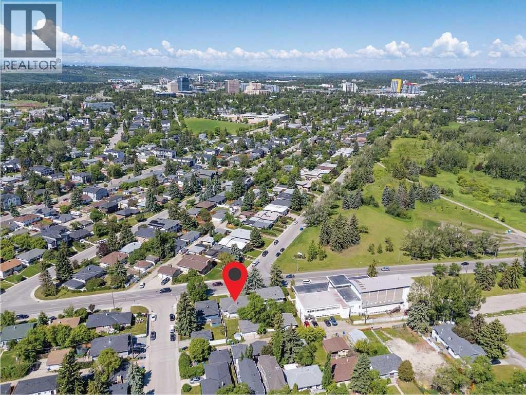 












2808 19 Street NW

,
Calgary,




Alberta
T2M3V8

