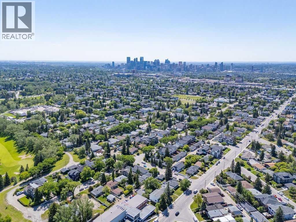 












2808 19 Street NW

,
Calgary,




Alberta
T2M3V8

