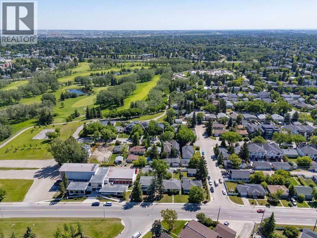 












2808 19 Street NW

,
Calgary,




Alberta
T2M3V8

