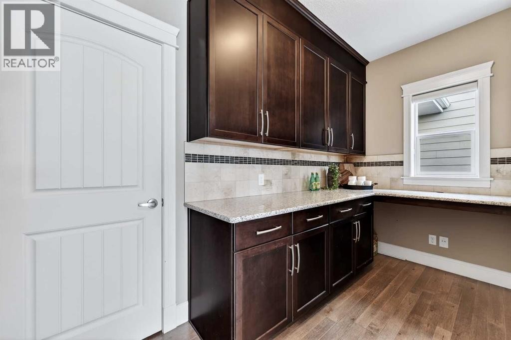 












248 Marquis Landing SE

,
Calgary,




Alberta
T3M2H3

