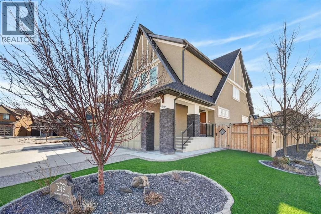 












248 Marquis Landing SE

,
Calgary,




Alberta
T3M2H3


