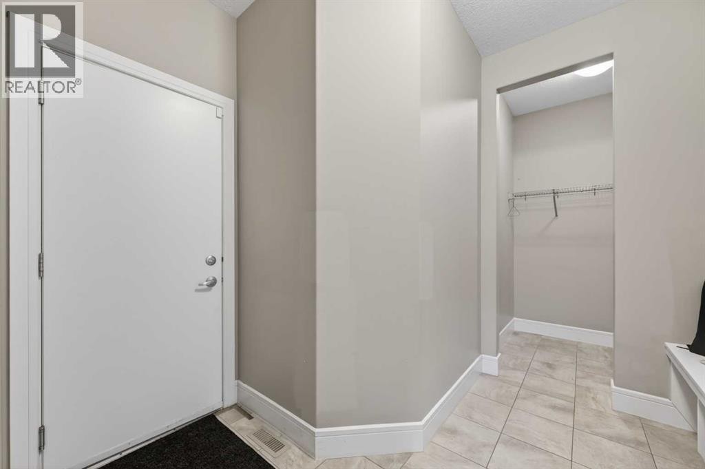 












248 Marquis Landing SE

,
Calgary,




Alberta
T3M2H3

