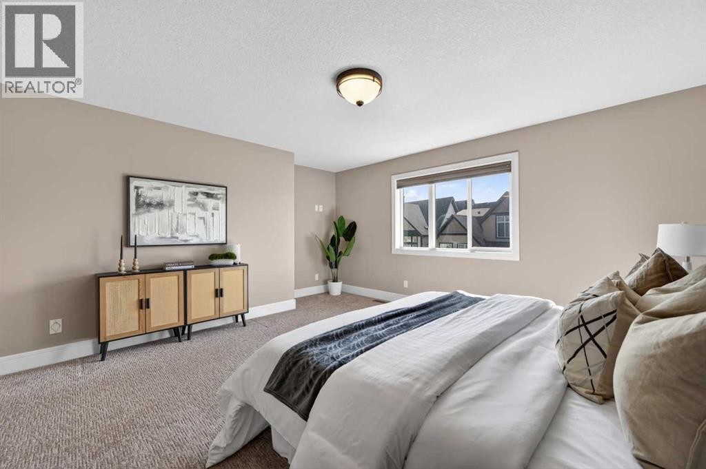 












248 Marquis Landing SE

,
Calgary,




Alberta
T3M2H3

