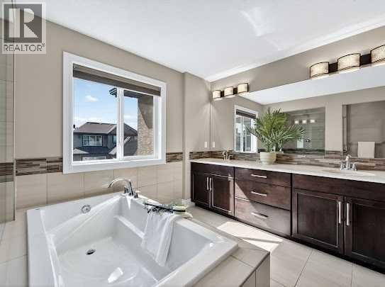 












248 Marquis Landing SE

,
Calgary,




Alberta
T3M2H3

