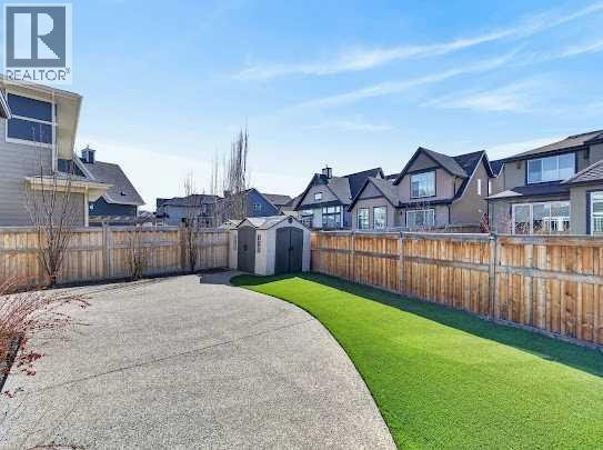 












248 Marquis Landing SE

,
Calgary,




Alberta
T3M2H3

