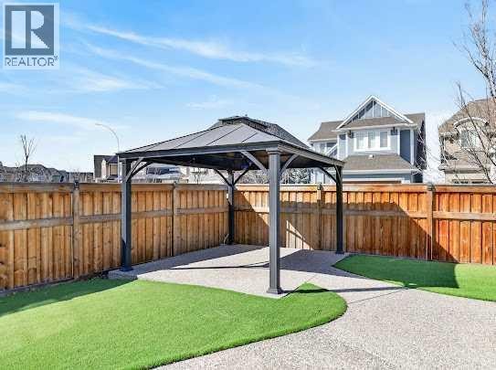












248 Marquis Landing SE

,
Calgary,




Alberta
T3M2H3

