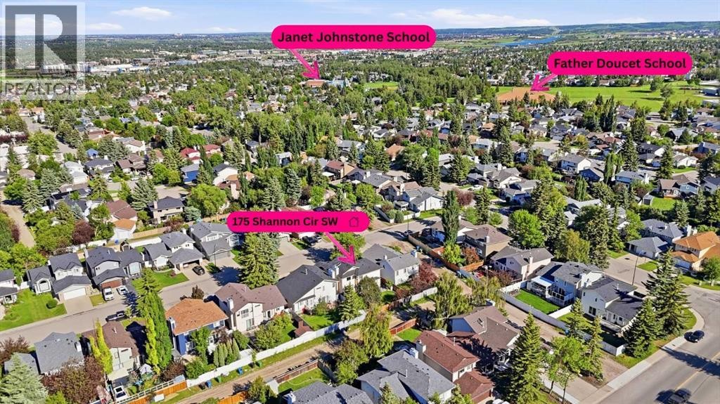 












175 Shannon Circle SW

,
Calgary,




Alberta
T2Y2L1

