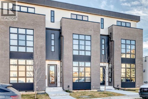Featured Listing Photo 