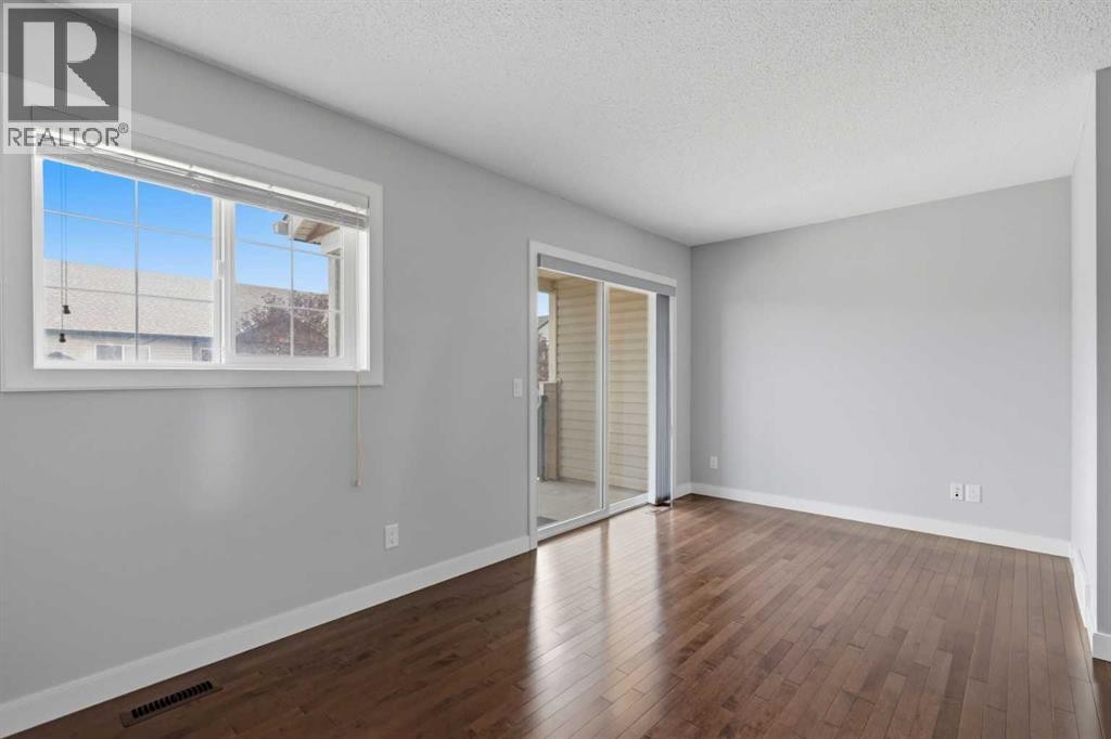 












29 Pantego Lane NW

,
Calgary,




Alberta
T3K0T1

