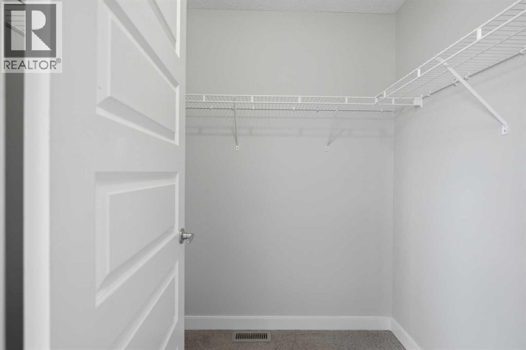 












29 Pantego Lane NW

,
Calgary,




Alberta
T3K0T1


