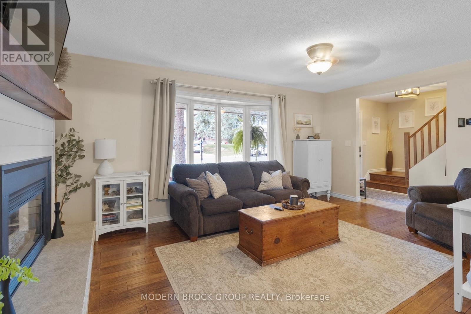 












1333 BRIARWOOD DRIVE

,
Brockville,




Ontario
K6V6E2

