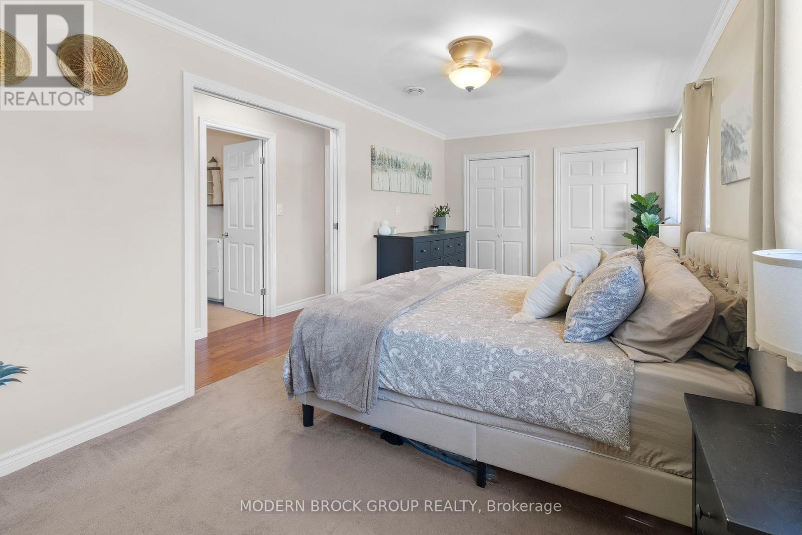 












1333 BRIARWOOD DRIVE

,
Brockville,




Ontario
K6V6E2

