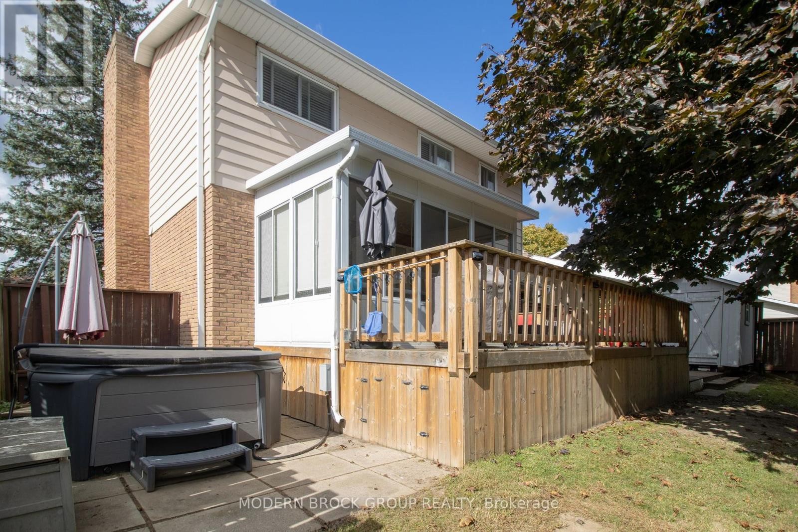 












1333 BRIARWOOD DRIVE

,
Brockville,




Ontario
K6V6E2

