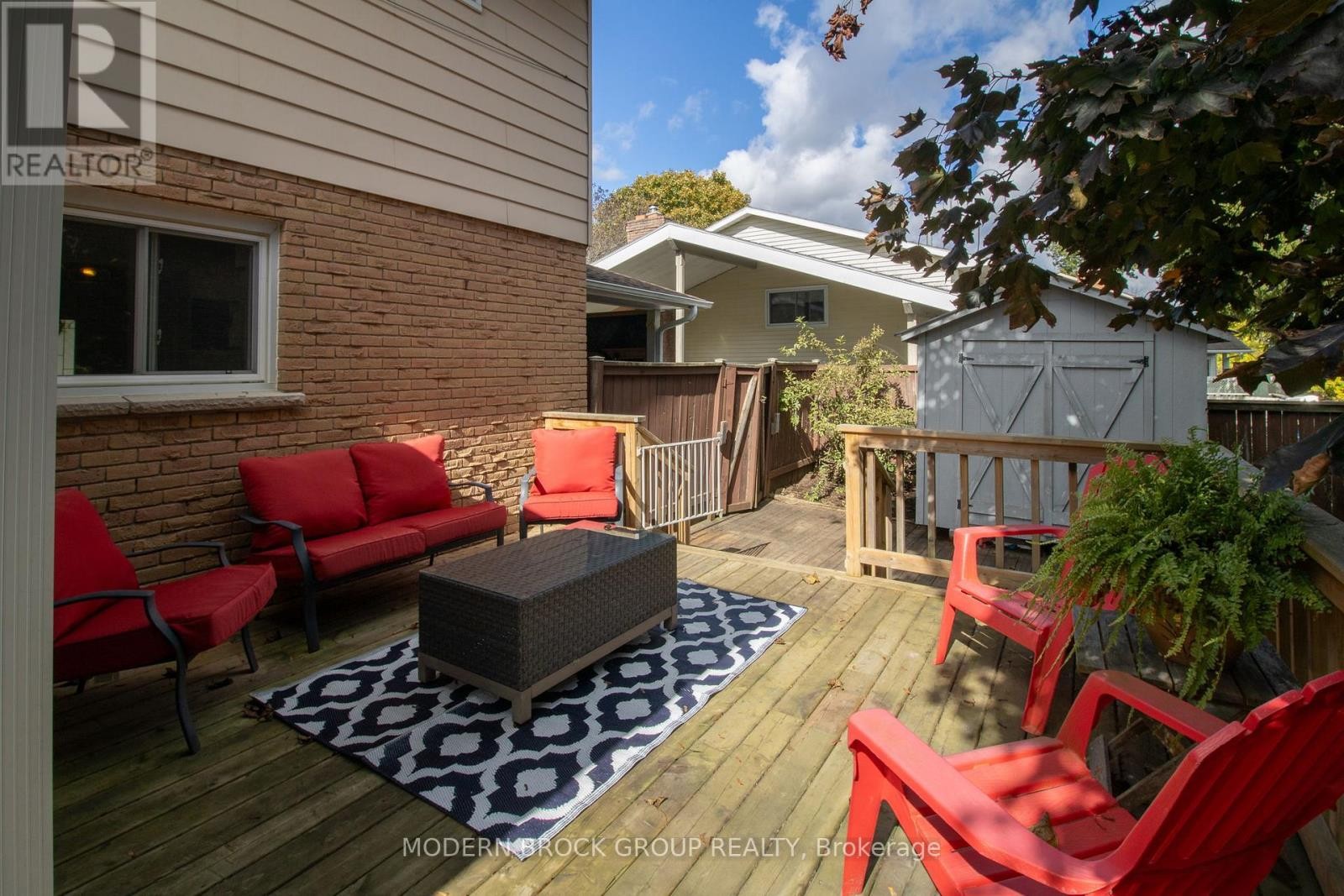 












1333 BRIARWOOD DRIVE

,
Brockville,




Ontario
K6V6E2

