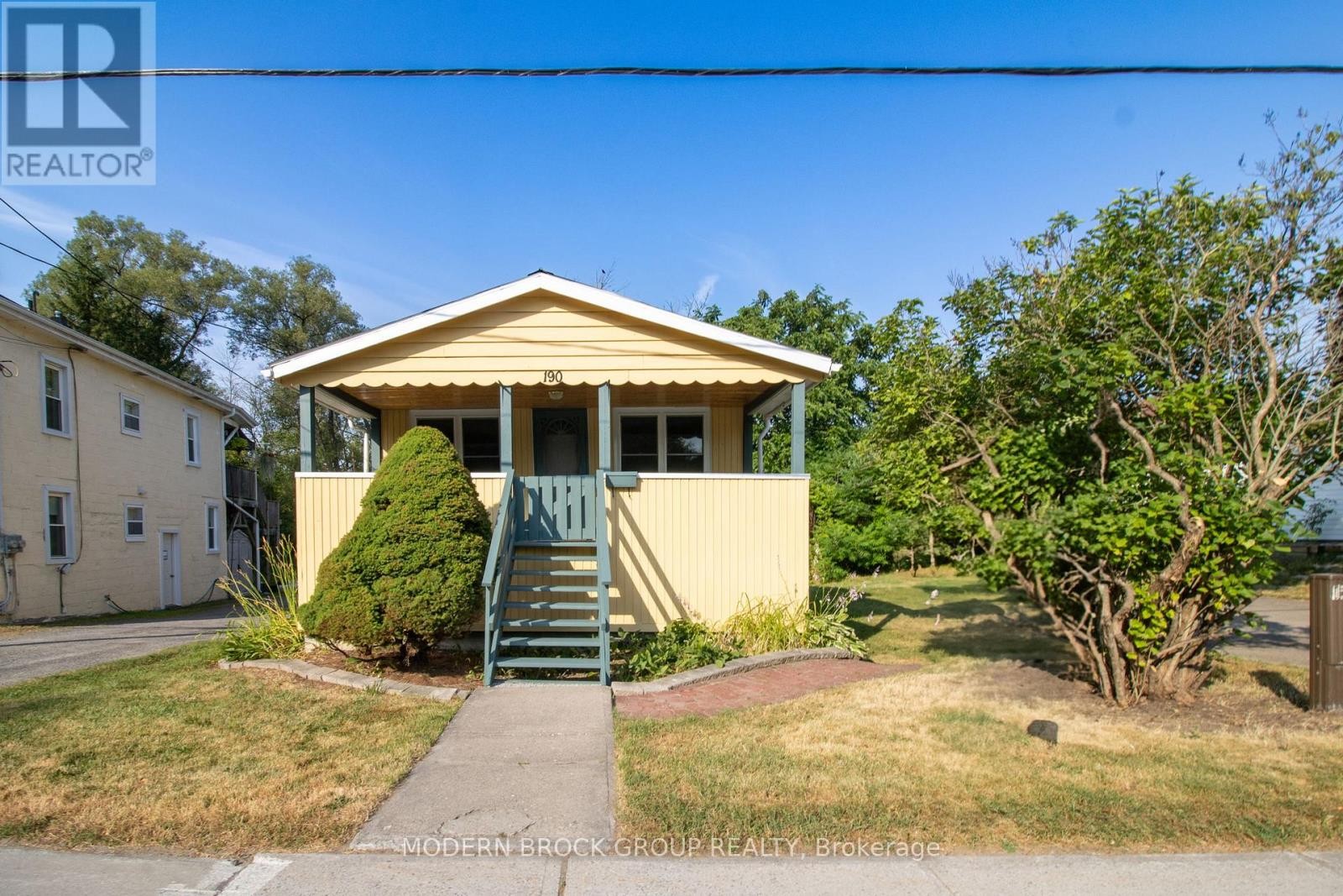 












190 ORMOND STREET

,
Brockville,




Ontario
K6V2L3

