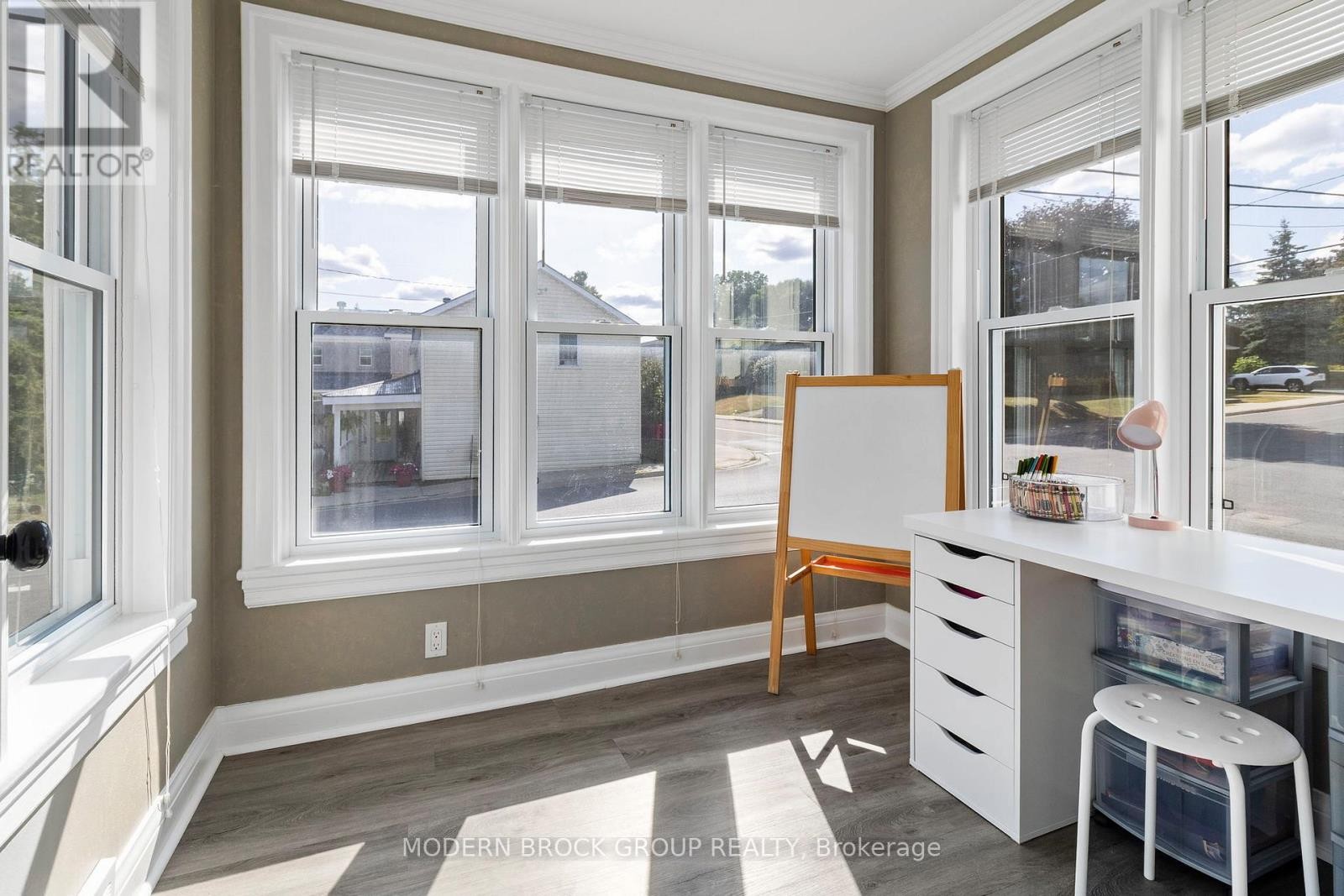 












493 DIBBLE STREET W

,
Prescott,




Ontario
K0E1T0

