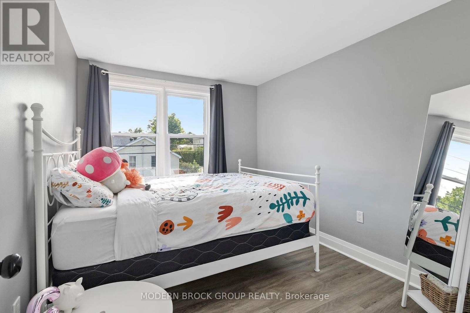 












493 DIBBLE STREET W

,
Prescott,




Ontario
K0E1T0

