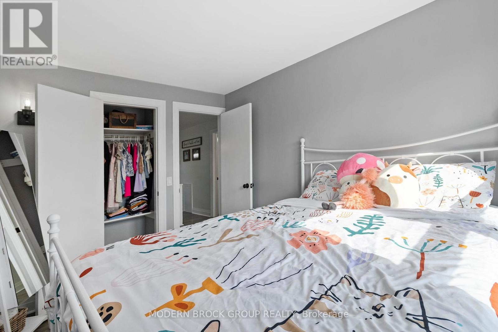 












493 DIBBLE STREET W

,
Prescott,




Ontario
K0E1T0

