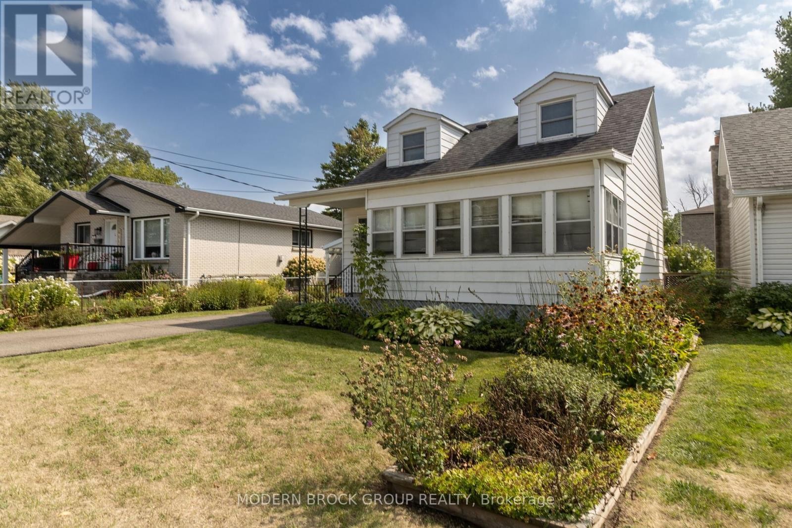 












35 BROADWAY AVENUE

,
Brockville,




Ontario
K6V1T9

